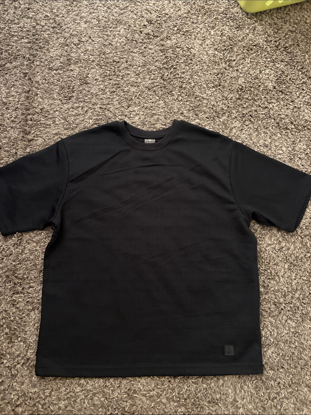 Men's Black textured Crewneck Short-Sleeve Shirt